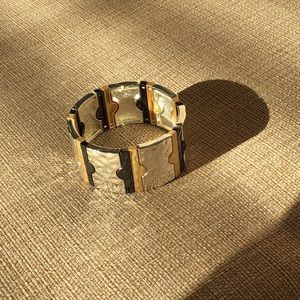 Stylish Stretch Bracelet EUC